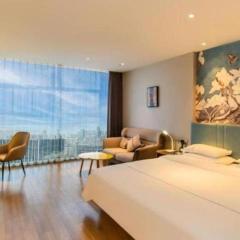 Magnotel Tongxiang Shimao Center