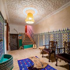 Riad Sarsar Dar dmana