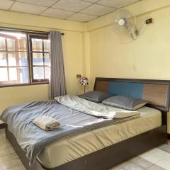 Haiya Guesthouse room 9