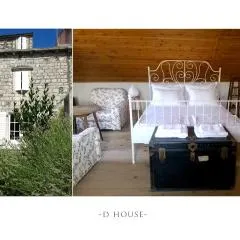D HOUSE authentic Zlarin house, relaxing courtyard and terrace