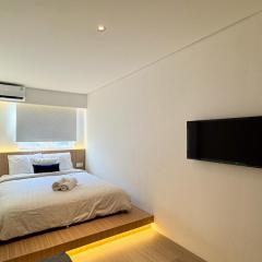 Mora Stay Demangan RedPartner