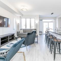 Family Townhouse Walk-Shuttle to Blue Fire Pit