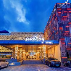 Sunday Hotel Arshika Sunset Road