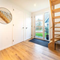 Pretty Holiday Home in De Koog Texel with Garden