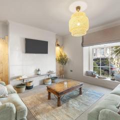 Luxury Plymouth Work & Stay House