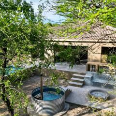 Dung Beetle Bush Villa