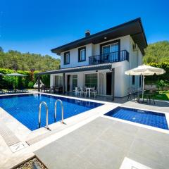 AYSİMA GÖCEK-- Peaceful Holiday Villa Near the Sea in Gocek