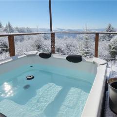 Chalet isolé avec jacuzzi et vue panoramique