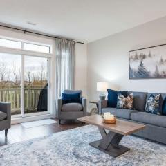 The Blue - Walk to the Village Shuttle & Hot Tub