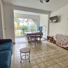 L HACIENDA - appartement 4 à 5 personnes proche plage et port - Parking