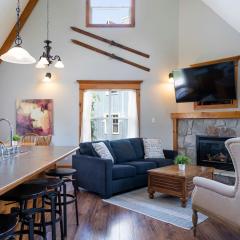 Still Winds - Private Patio - Shuttle to Blue