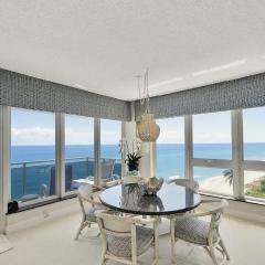 Elegant Three-Bedroom Oceanfront Condo With Sweeping Balcony Views