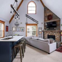 Lookout Lodge - Private Patio - Shuttle to Blue