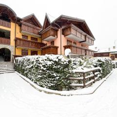 Villetta a schiera, giardino privato e box doppio