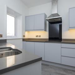 City Centre-Contactors-Professionals-Luxury Apartment