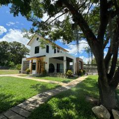 Eden Villa - Verdant Garden