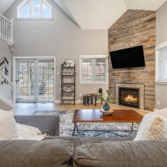 Luxurious Private House Pool and Hot Tub