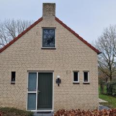 Lakefront Cottage Gelderland BBQ & tuin 6pers