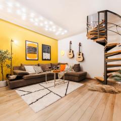 Solar Garden with Frontyard & Foosball Old Town