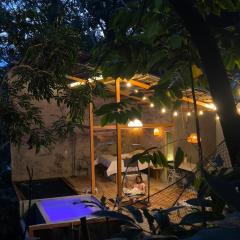 Cabaña El Bosque Encanto Natural y Jacuzzi Privado