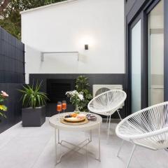 Sunnyland Teresitas Beach Apartment