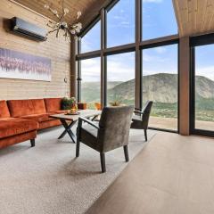 Authentic Cabin Life With Løefjell View