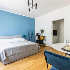 Bright stylish apartment in a top location