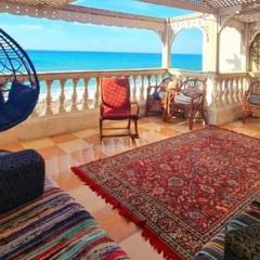 علي البحر جمب فندق ورده العاصره