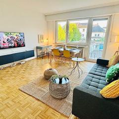 Charming City 1BR with outdoor space