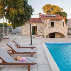 Nice Home In Primosten With Private Swimming Pool, Can Be Inside Or Outside