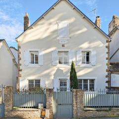 3 Bedroom Nice Apartment In Carnac