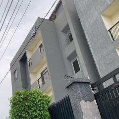 1313 Luxury Apartment