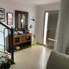 Casa Familiar Malvasía