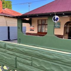 Kelmatic Guesthouse on 5th Ave