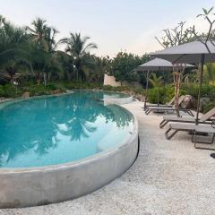 Luxury Oceanfront Escape