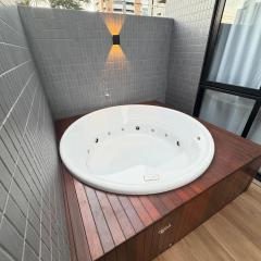 Melhores Flats - Jacuzzi privativa, beira-mar