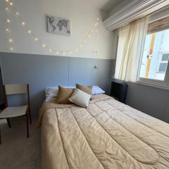 Excelente apartamento centrico, a una cuadra de la playa
