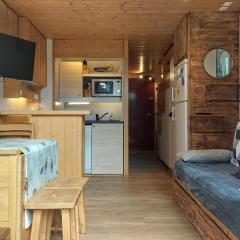 Studio mezzanine avec balcon, proche pistes, Wifi inclus - FR-1-346-591
