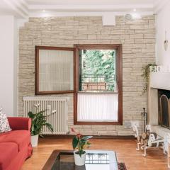 Palladio Apartment - In Centro con Garage, Vista Fiume, Jacuzzi