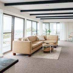 5 bedroom near Manly beach 2 Parking Ocean view