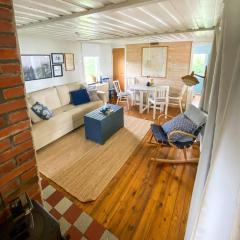 Cottage With Lake Vänern Views In Sjötorp