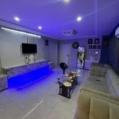 Penthouse Apartment Islamabad B17 Outdoor Dining