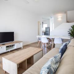 Loft N2 - Maison de ville de trois chambres - Piscine et jardin