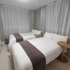 101Room,7-minute walk from Uguisudani Station located on the 1nd floor of an apartment-style building Twin room No elevator