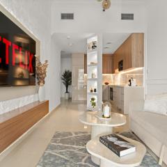 VayK - Vibrant and Great 1BR in the Marina