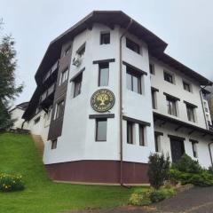 Classic Inn Hotel by Radacini