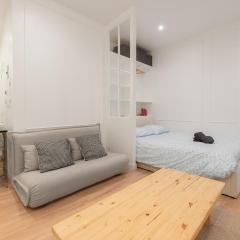 Le Nuage - Modern Apartment 2 Steps from the Train Station