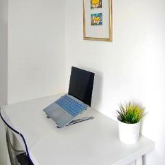 Bright Central Room Beside Jameson Distillery