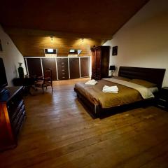 Casa Ingerilor Centru Craiova