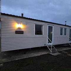 Dog Friendly 6 Berth Caravan At St Osyth Beach Holiday Park In Essex Ref 28078Y